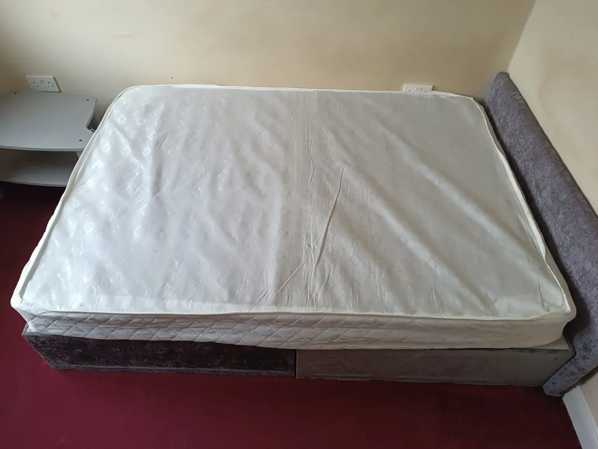 Double Bed + Double Mattress – Complete Set - Image 1