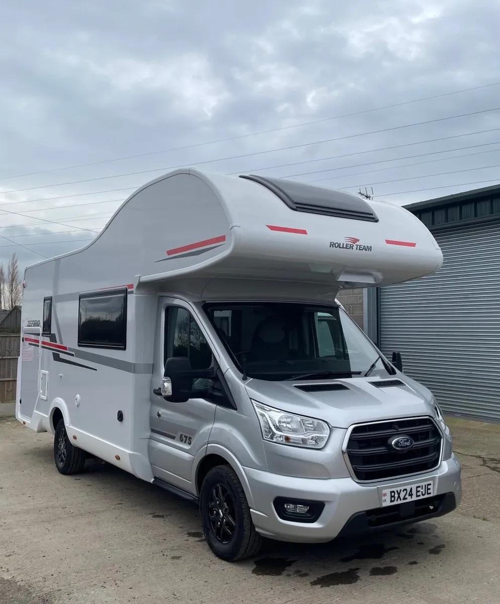 2024 Ford Roller Team Zefiro 675 6 BERTH,AUTOMATIC - Image 2