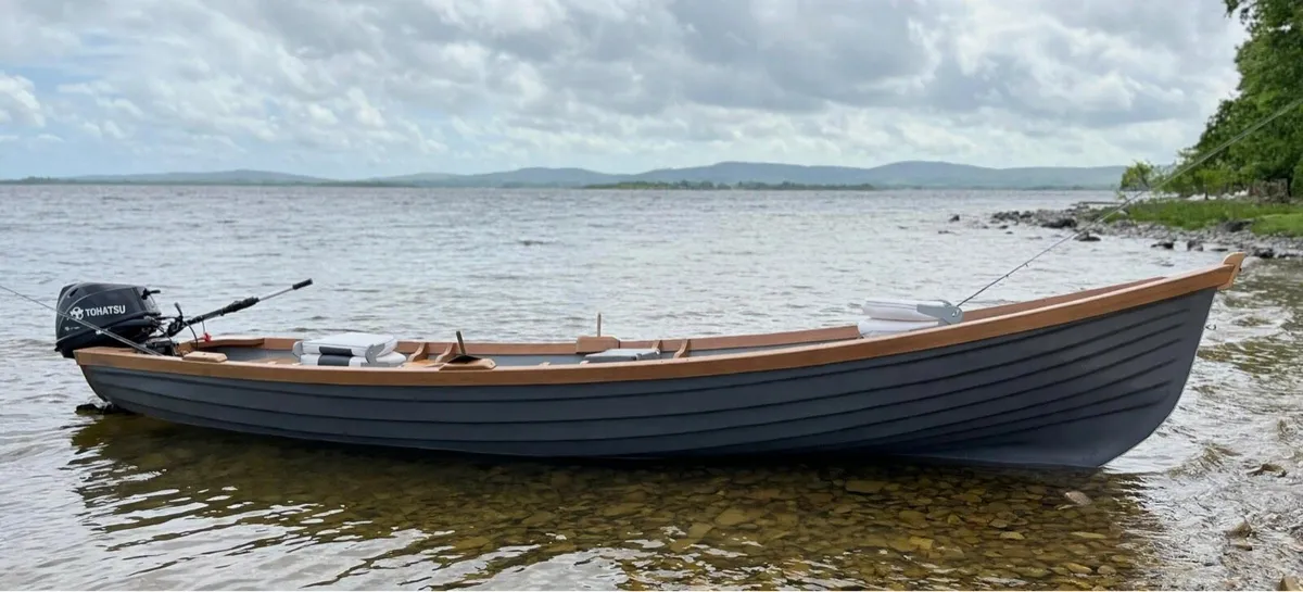 19’ Lake Boat, 15hp Engine and Trailer - Image 3