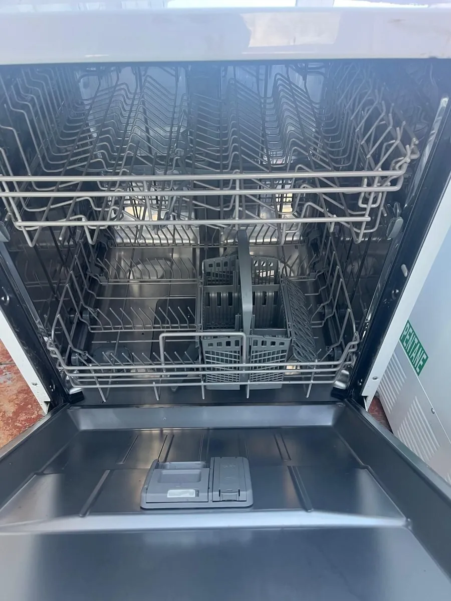 Dishwasher - Image 3