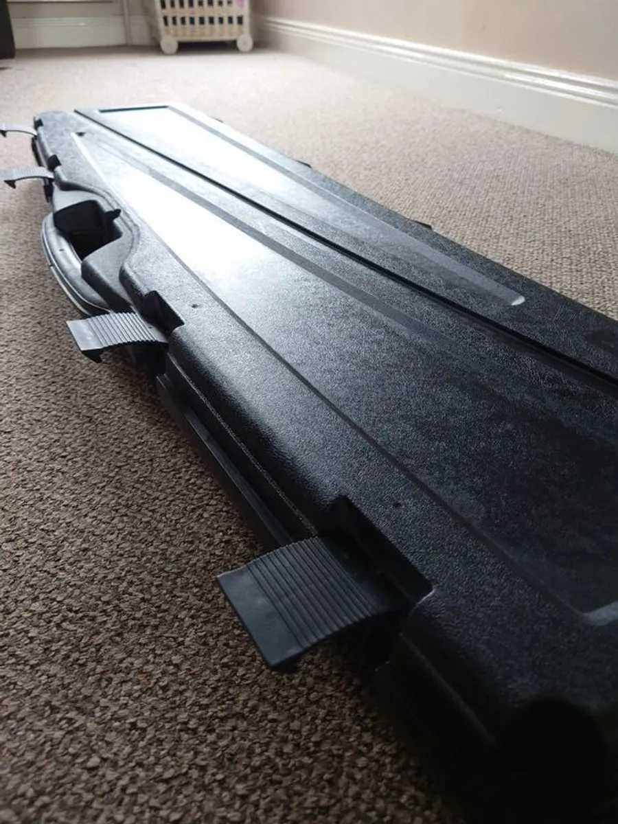 Rifle case - Image 1
