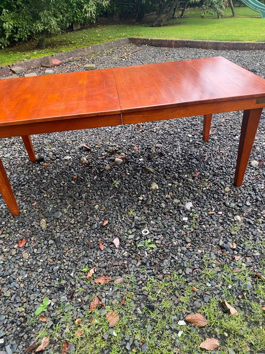 Kitchen table - Image 2