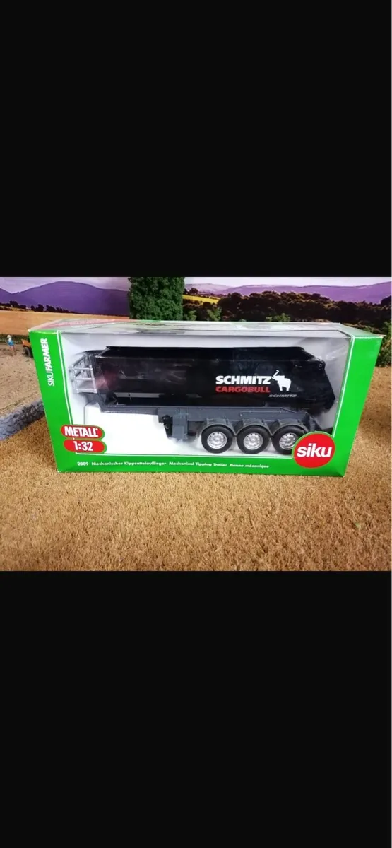 1:32 scale truck and Schmitz trailer - Image 3