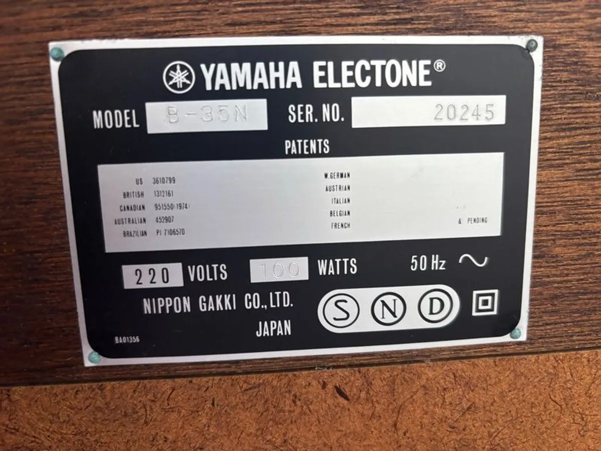 Vintage Yamaha Electone B-35N Organ - Image 2
