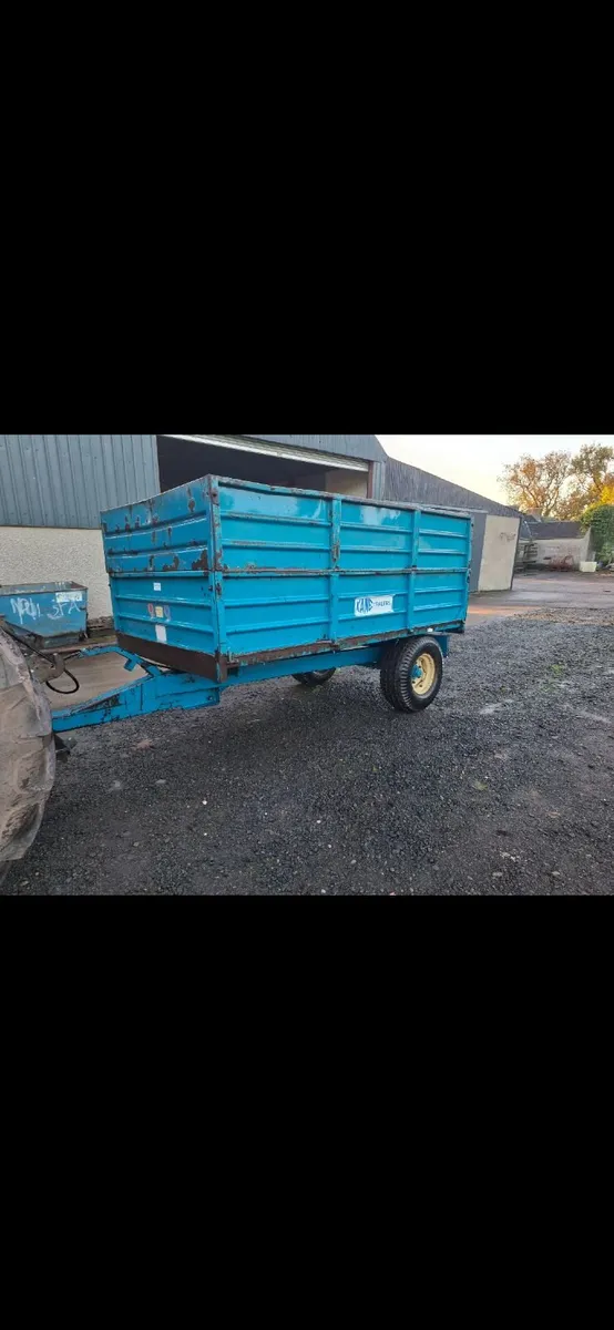 Tipping trailer - Image 1