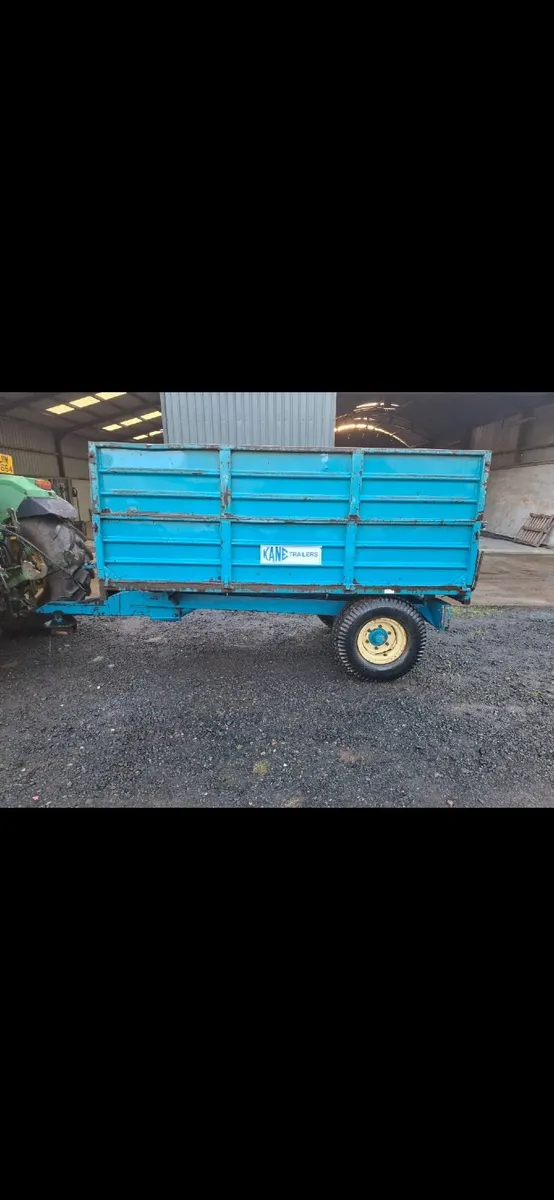 Tipping trailer - Image 2