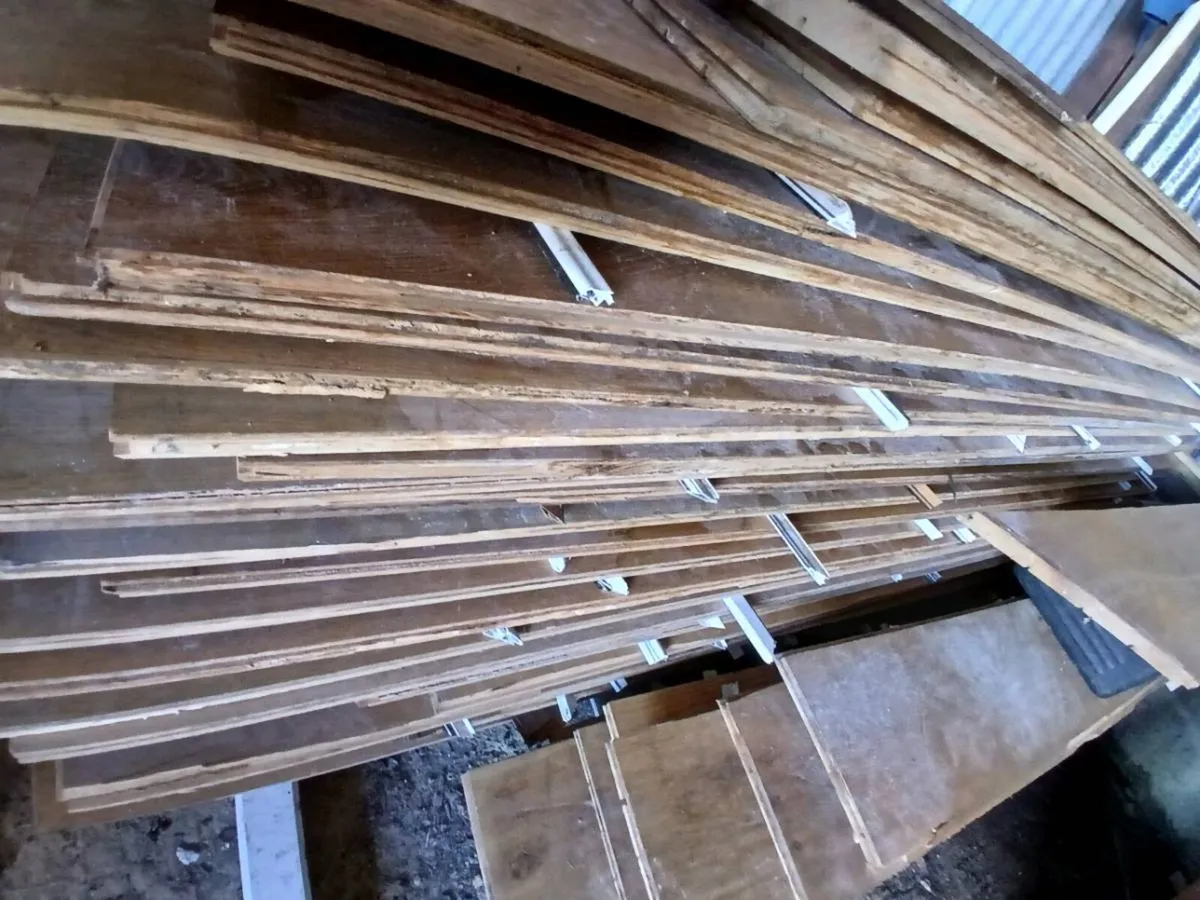 Wooden flooring oak - Image 1