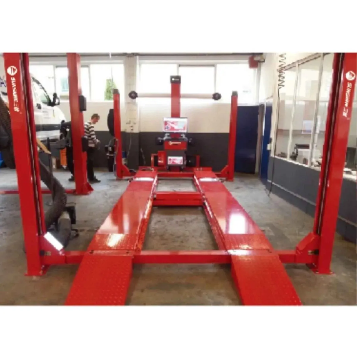 4 Post Integrated Scissor Lift 5-tonne 230 Volt - Image 4