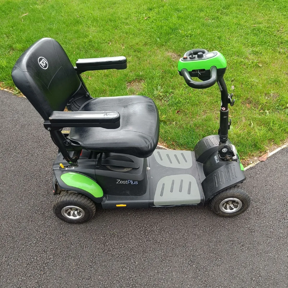 Mobility scooter - Image 1