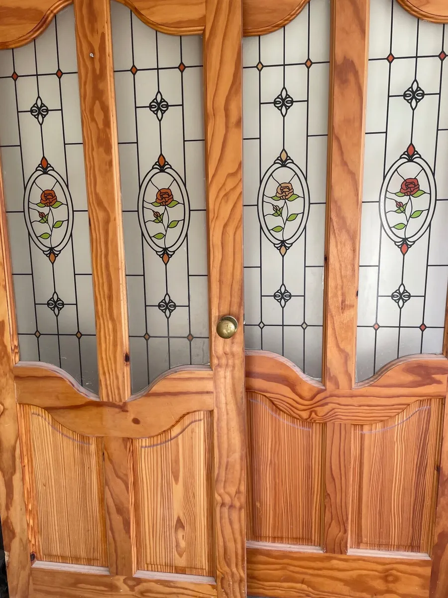 Glass panel Red deel doors 80 by 32 - Image 1