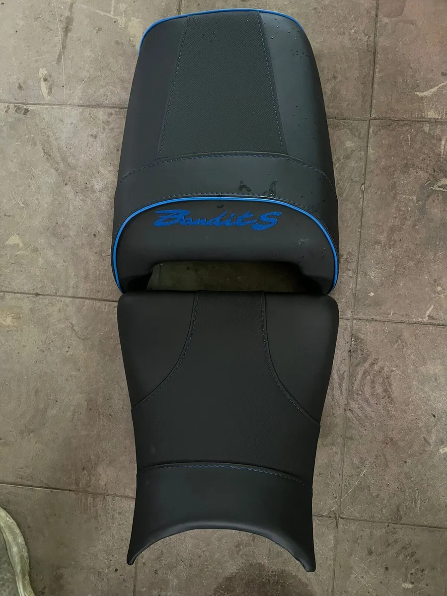 Suzuki bandit 650 custom  made seat - Image 3
