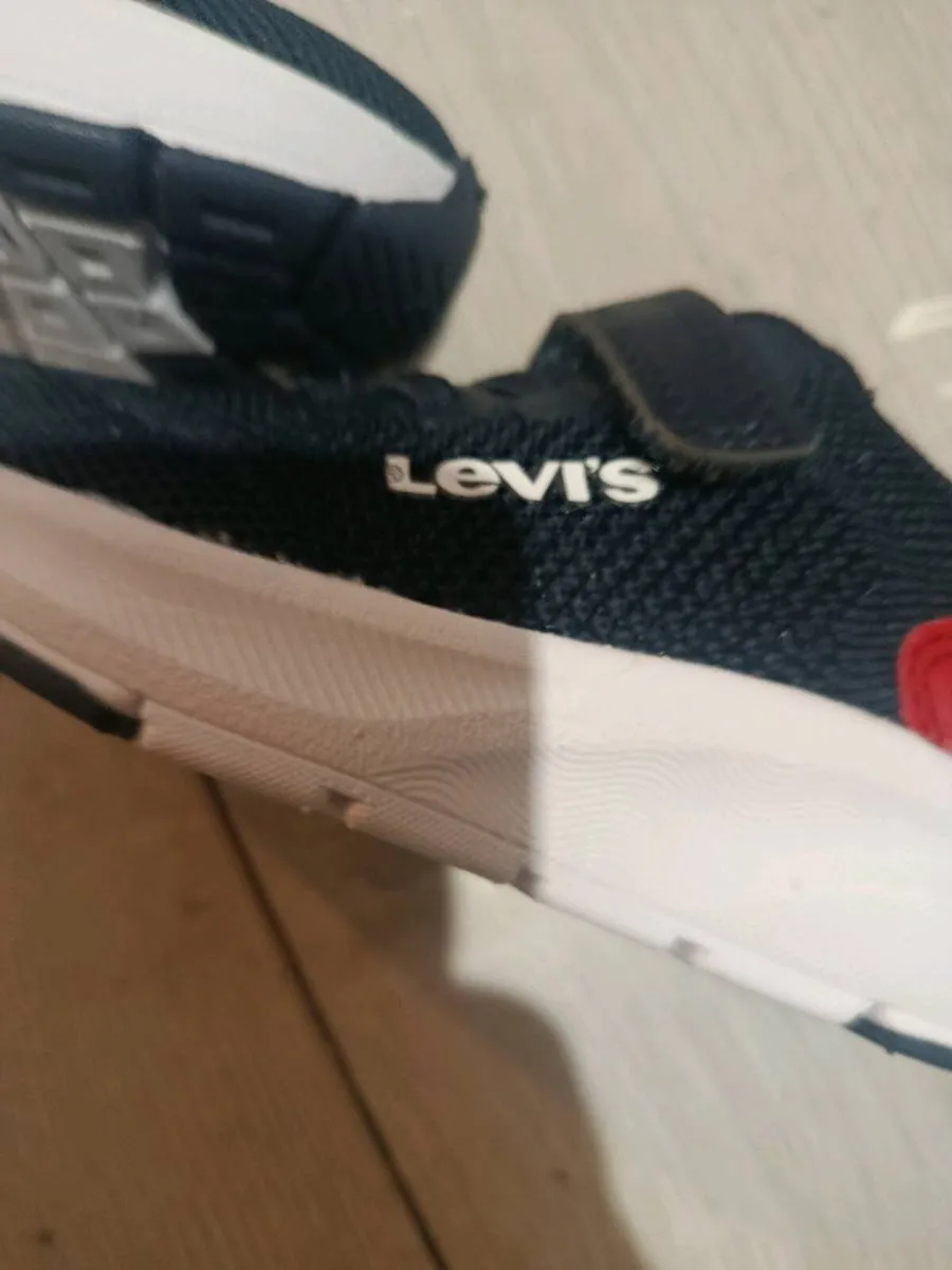 Levis kids runners brand new never worn - Image 3