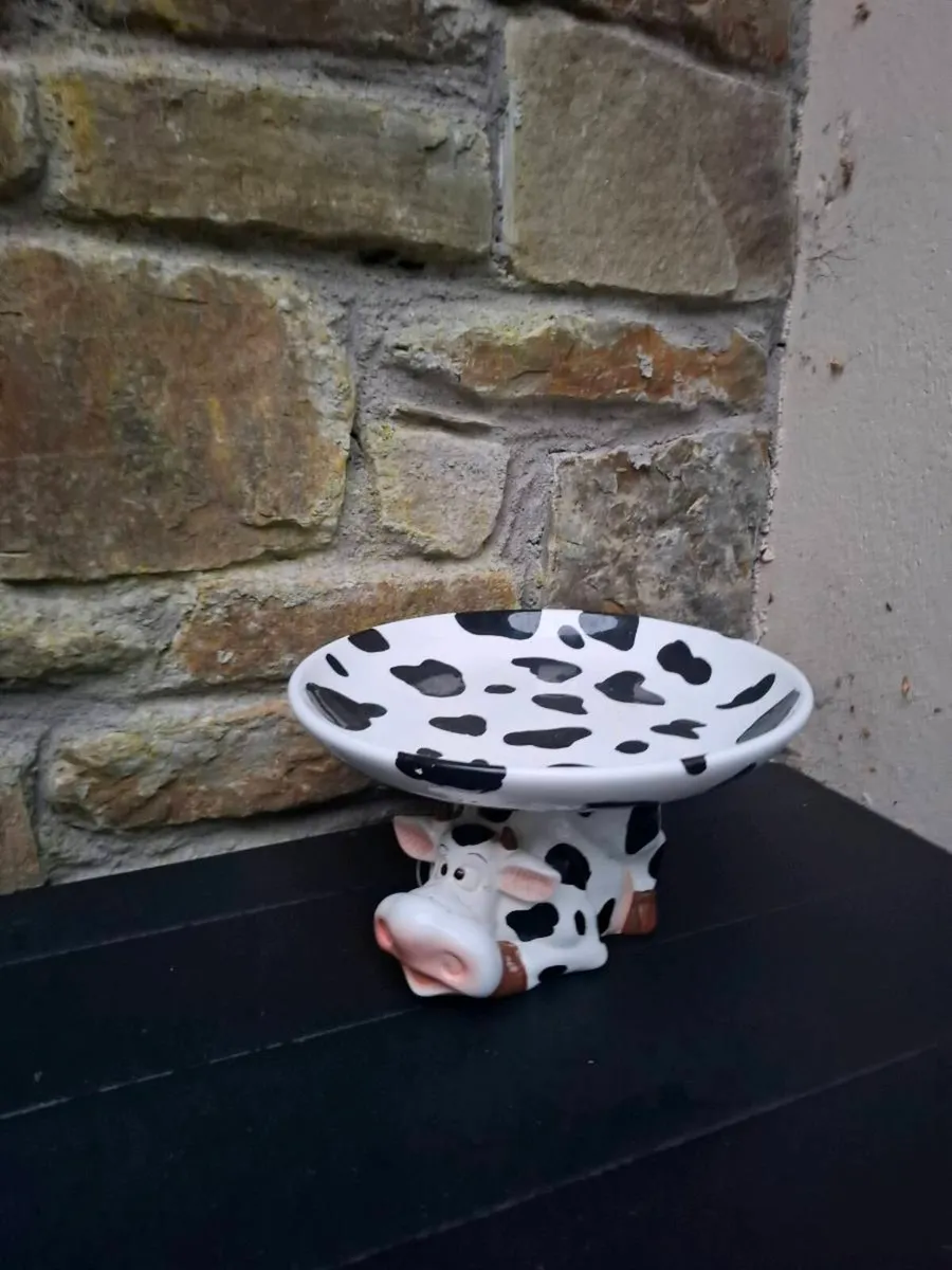 Cow cake stand - Image 2