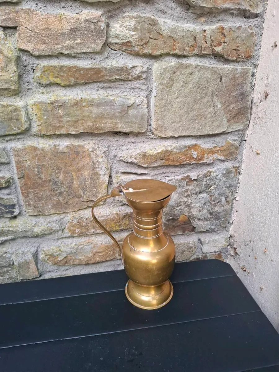 Brass pitcher - Image 1
