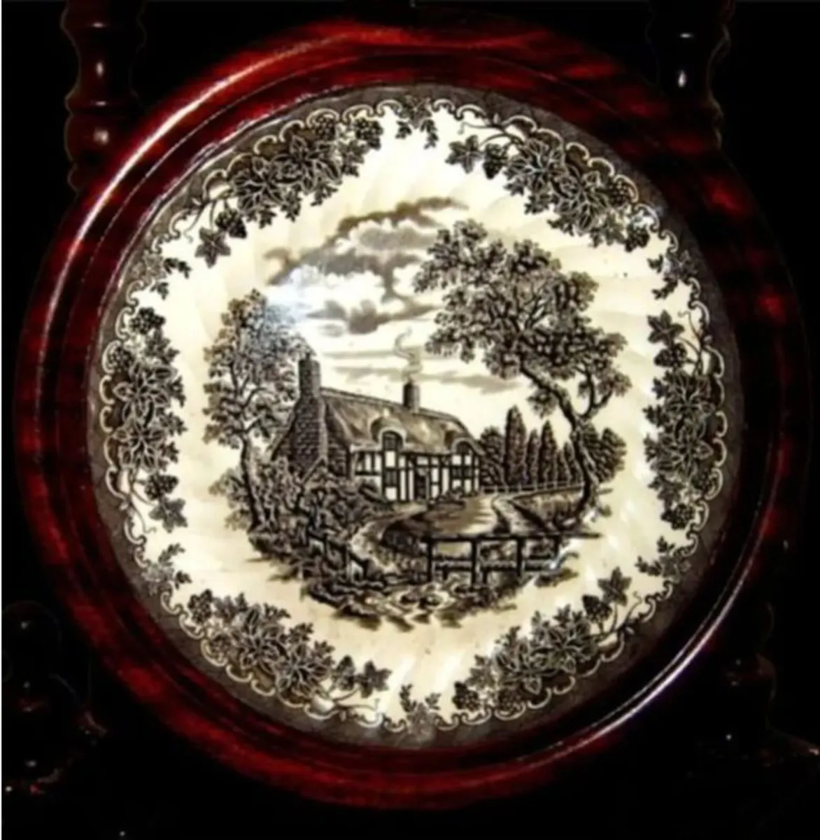 Pristine Vintage Framed Staffordshire Wall Plate - Image 3