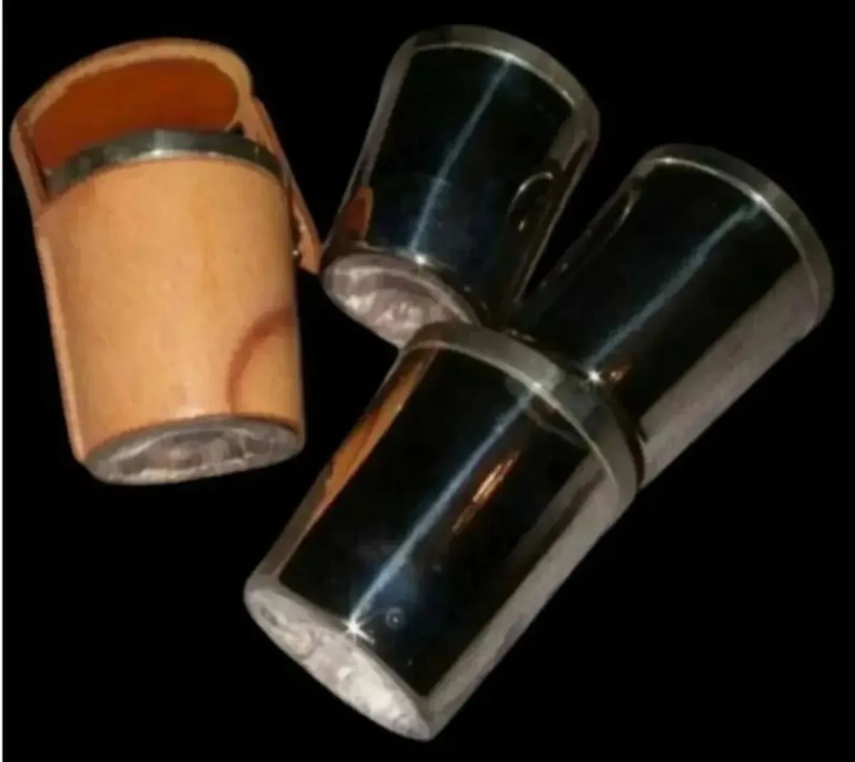 Vintage Harrods Stirrup Cups / Leather - Image 4