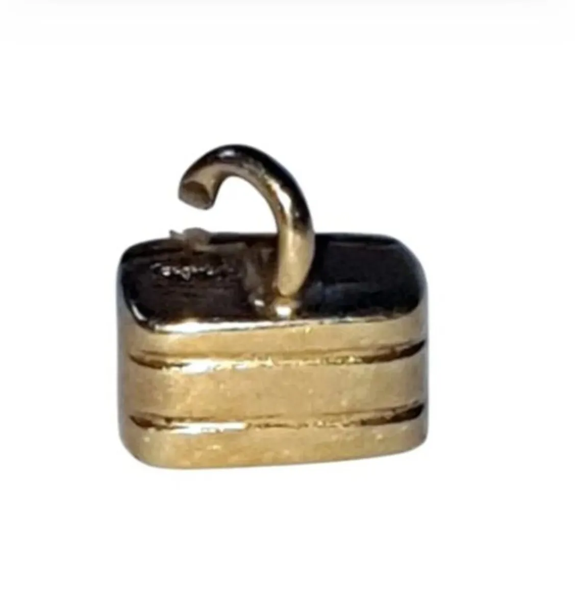Vintage 18ct Gold Suitcase Charm / Pendant - Image 4