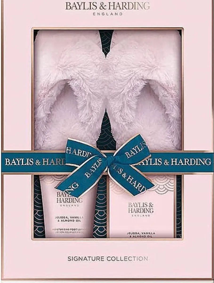 BNIB Baylis & Harding Luxury Slipper Gift Set - Image 4