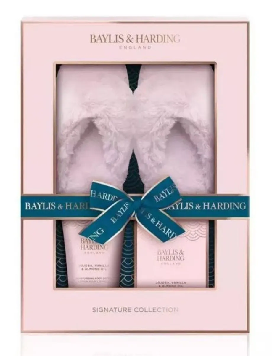 BNIB Baylis & Harding Luxury Slipper Gift Set - Image 1