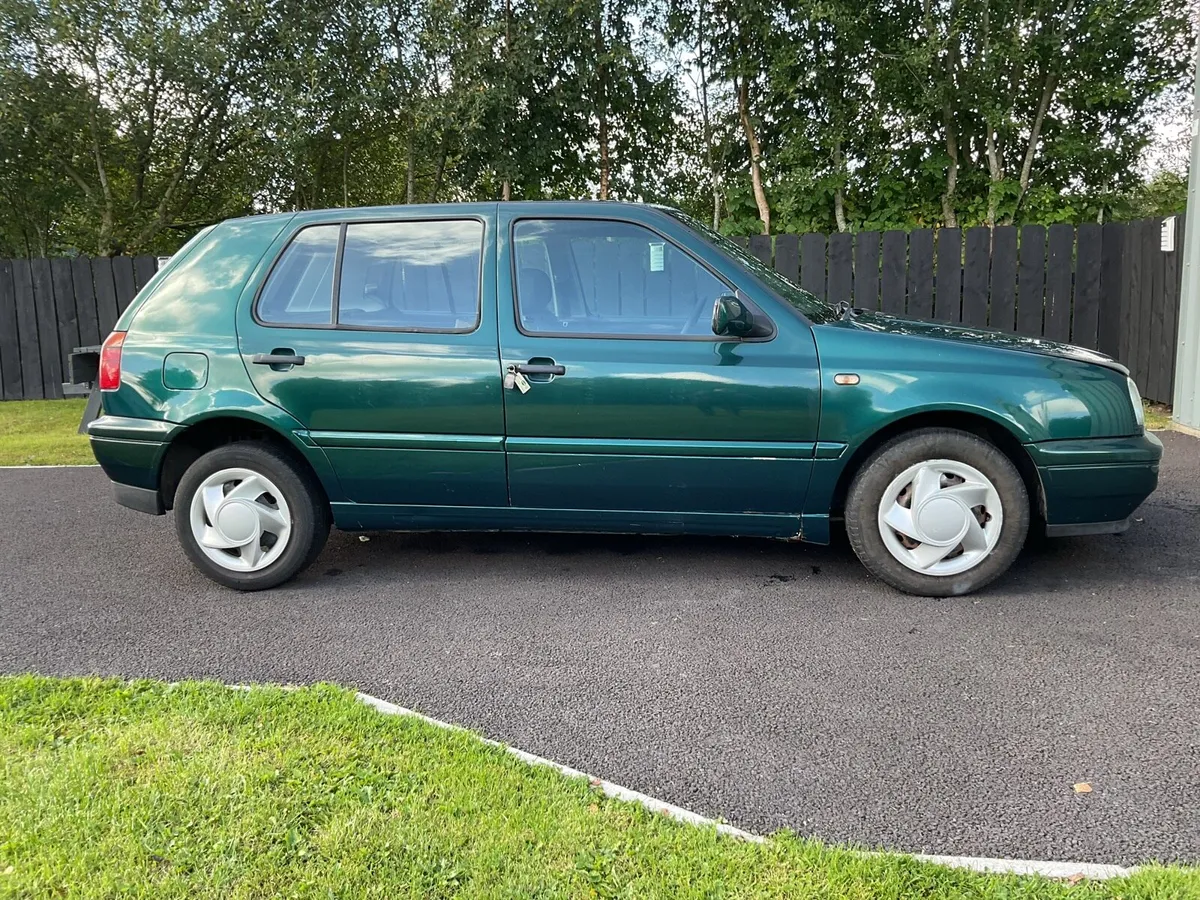 1997 VW Golf petrol - Image 1