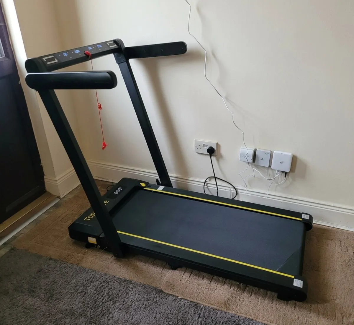 Treadmill - Image 1