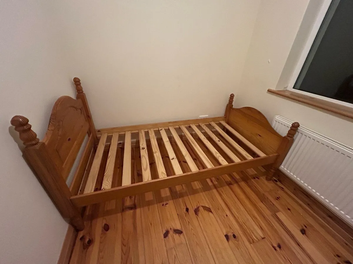 Double bed frame X2 single bed frame X2 - Image 3