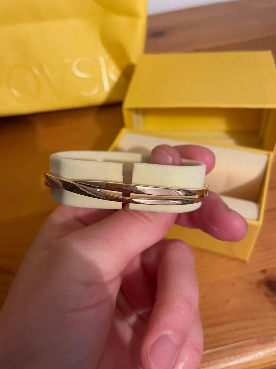 bracelet new in box gift idea - Image 2