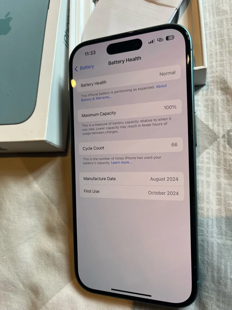 iPhone 16   128Gig .. Sim Free - Image 3
