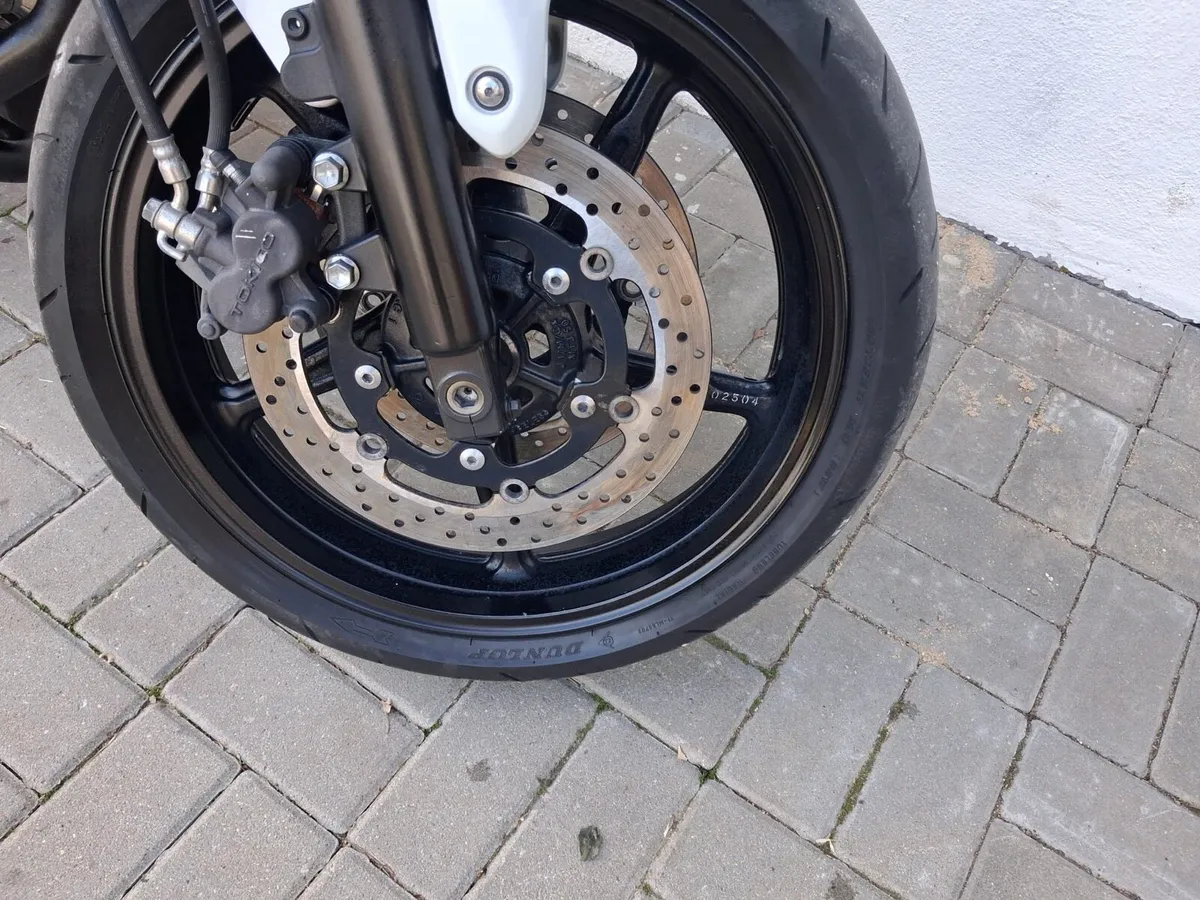 Suzuki gladius 650 - 18127 miles - Image 3