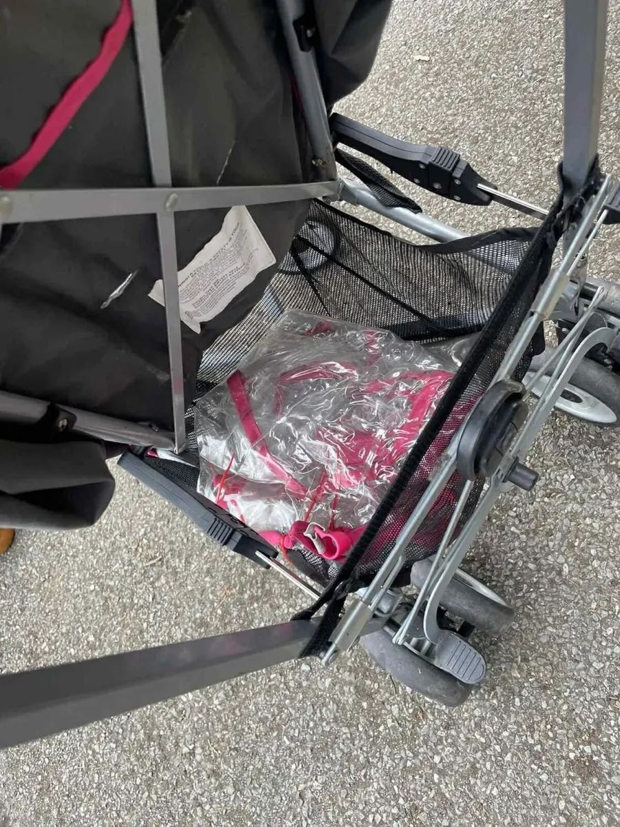 buggie / stroller - Image 4