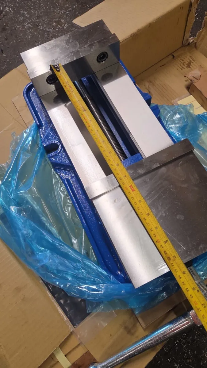 8” machining vice - Image 4