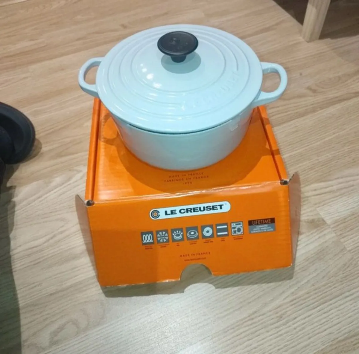 Le Creuset Casserole Dish - Image 4