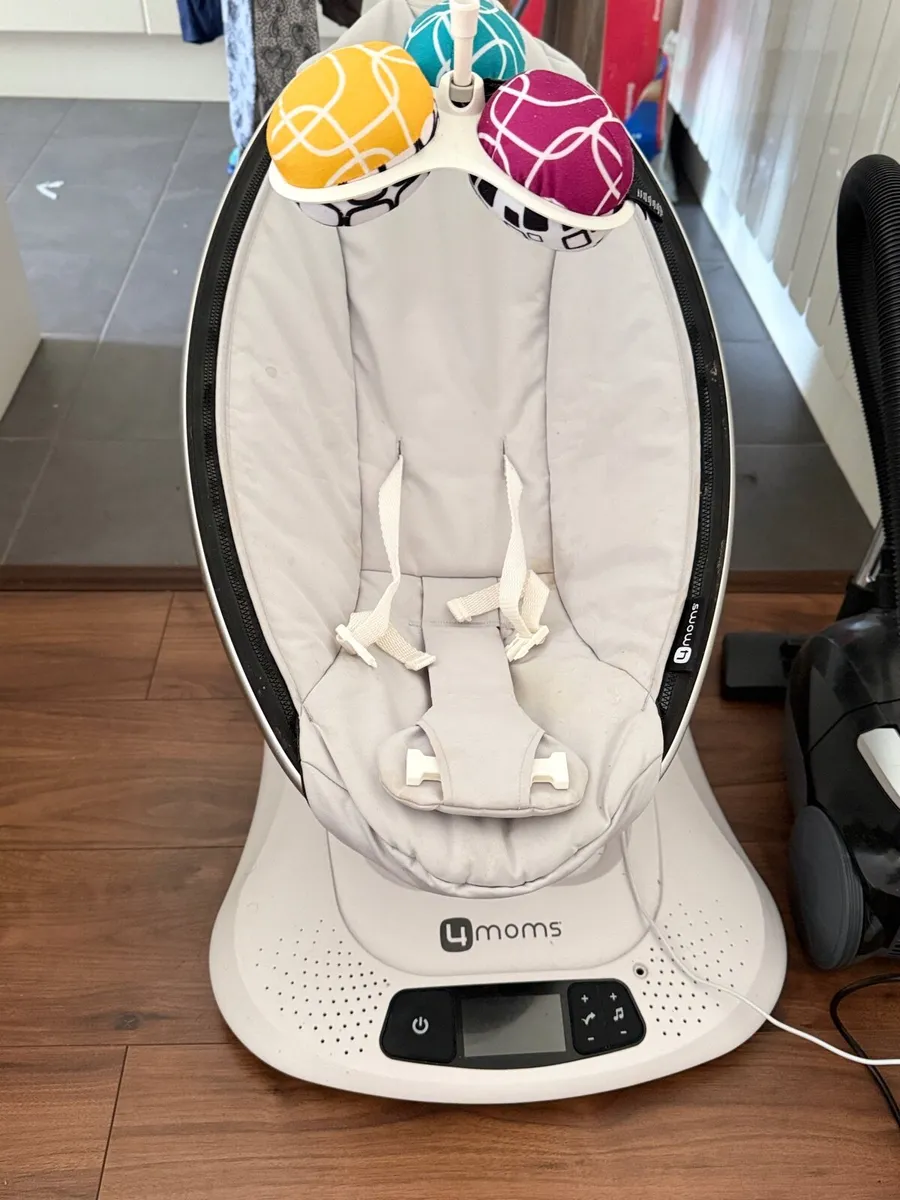 Baby swing - Image 2