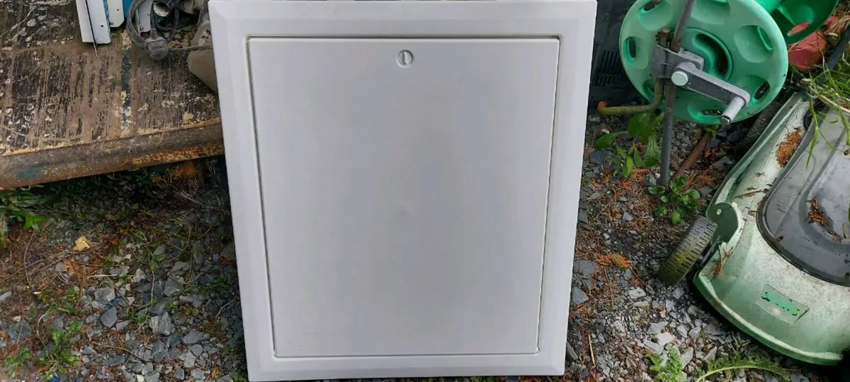 Loft/eves access insulated doors on hinges - Image 2