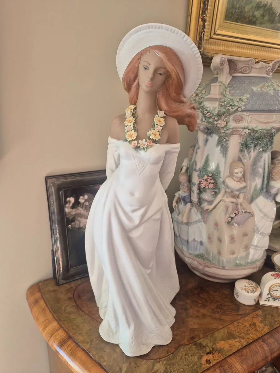 lladro - Image 1