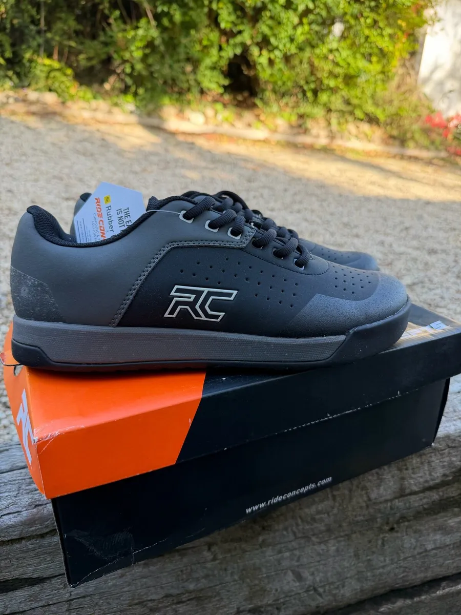MTB Shoe MASSIVE SALE/DISCOUNT - Image 1