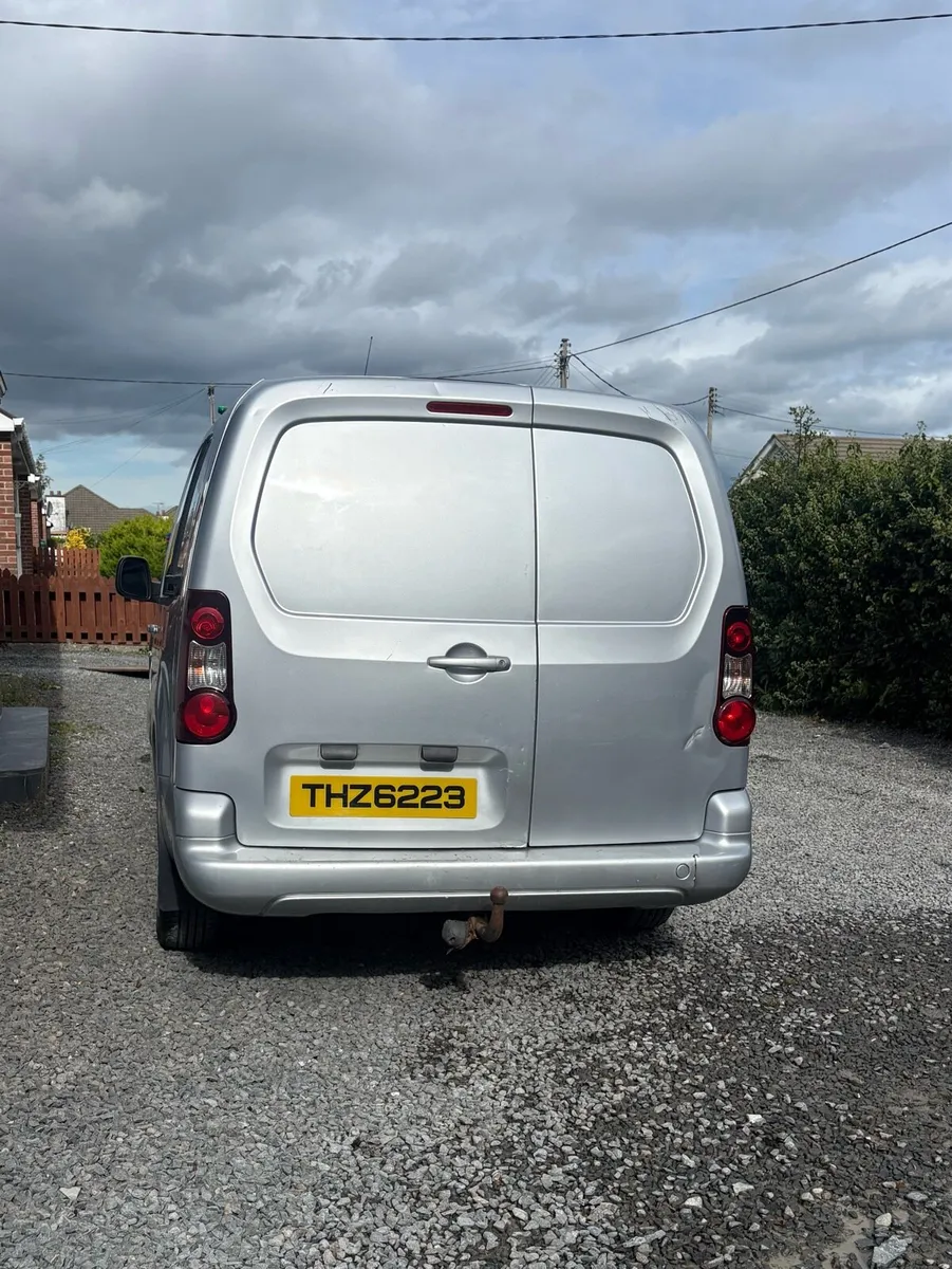 Peugeot Partner (tepee) 1.6diesel crew cab - Image 4