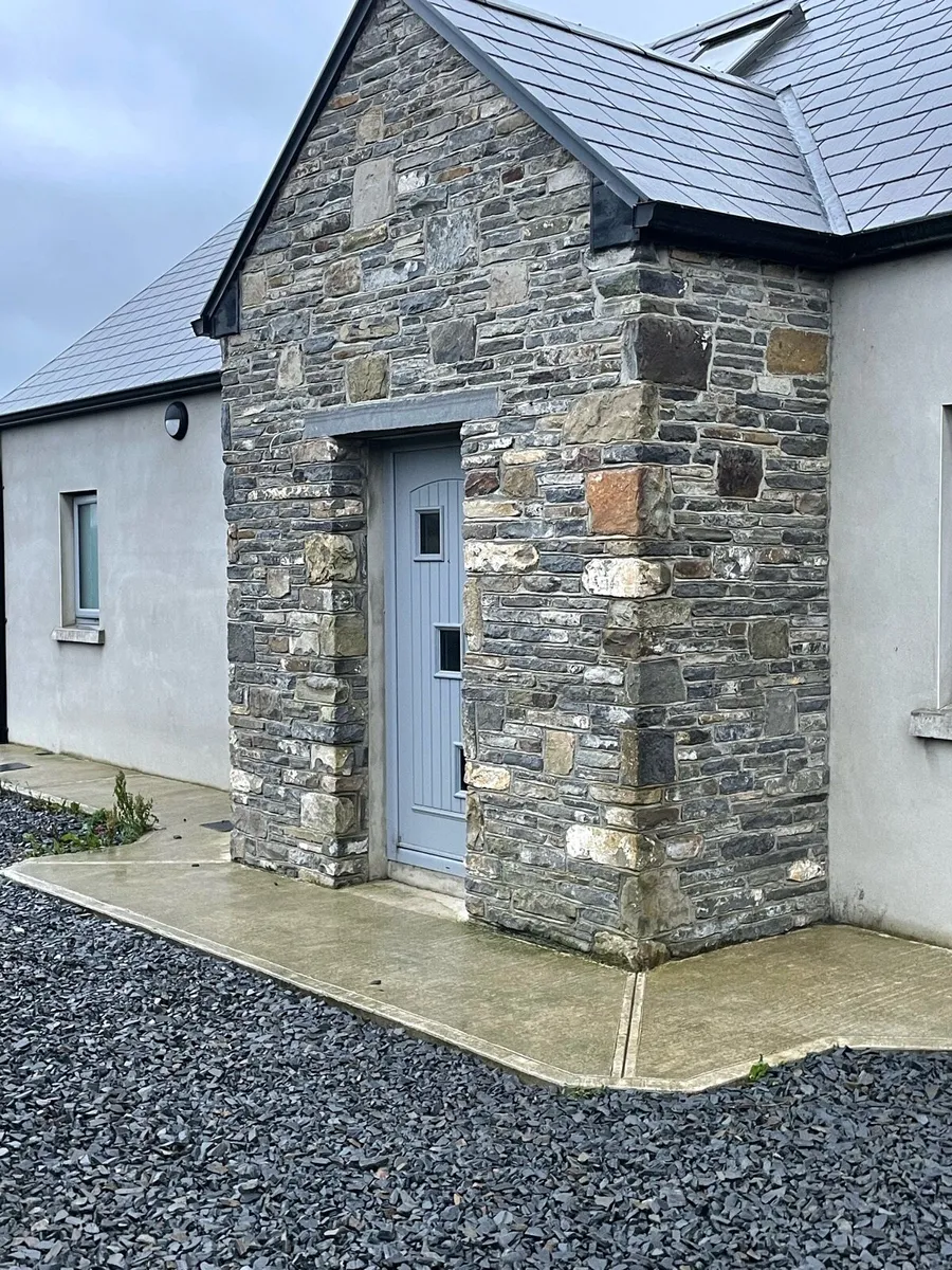 Building stone - Image 1