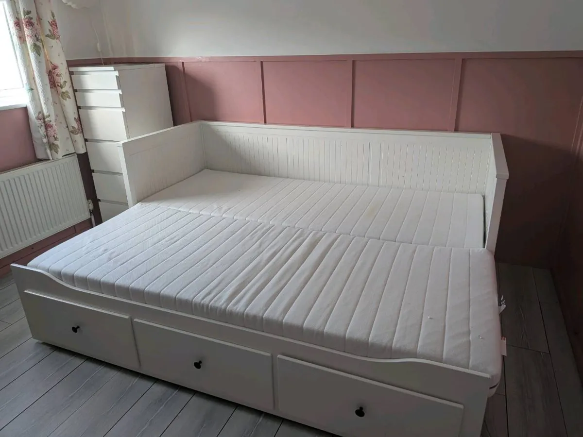 Daybed - Image 2