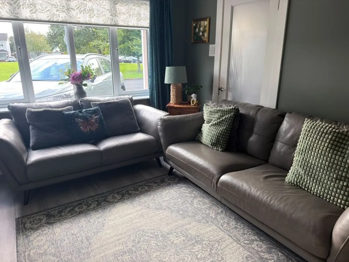 leather sofas - Image 3