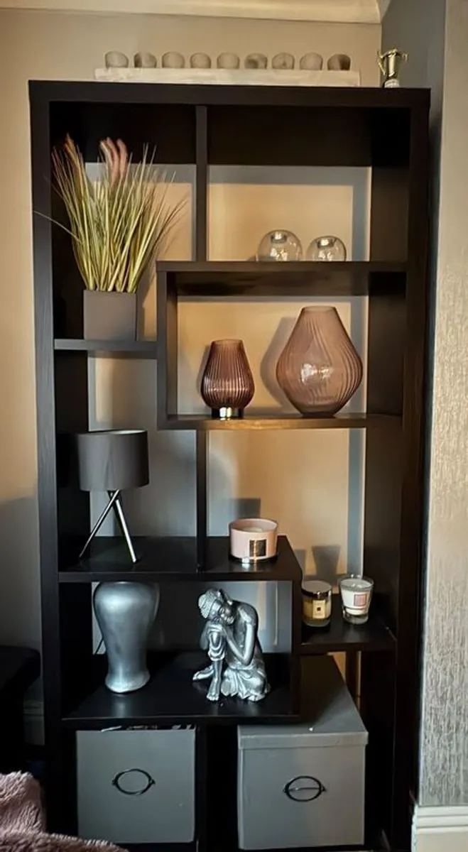 Modern wall unit - Image 2