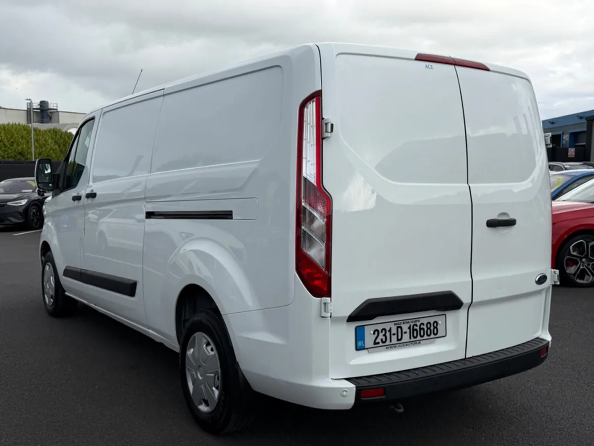 Ford Transit Custom TREND - 2.0L DIESEL - MANUAL - - Image 3