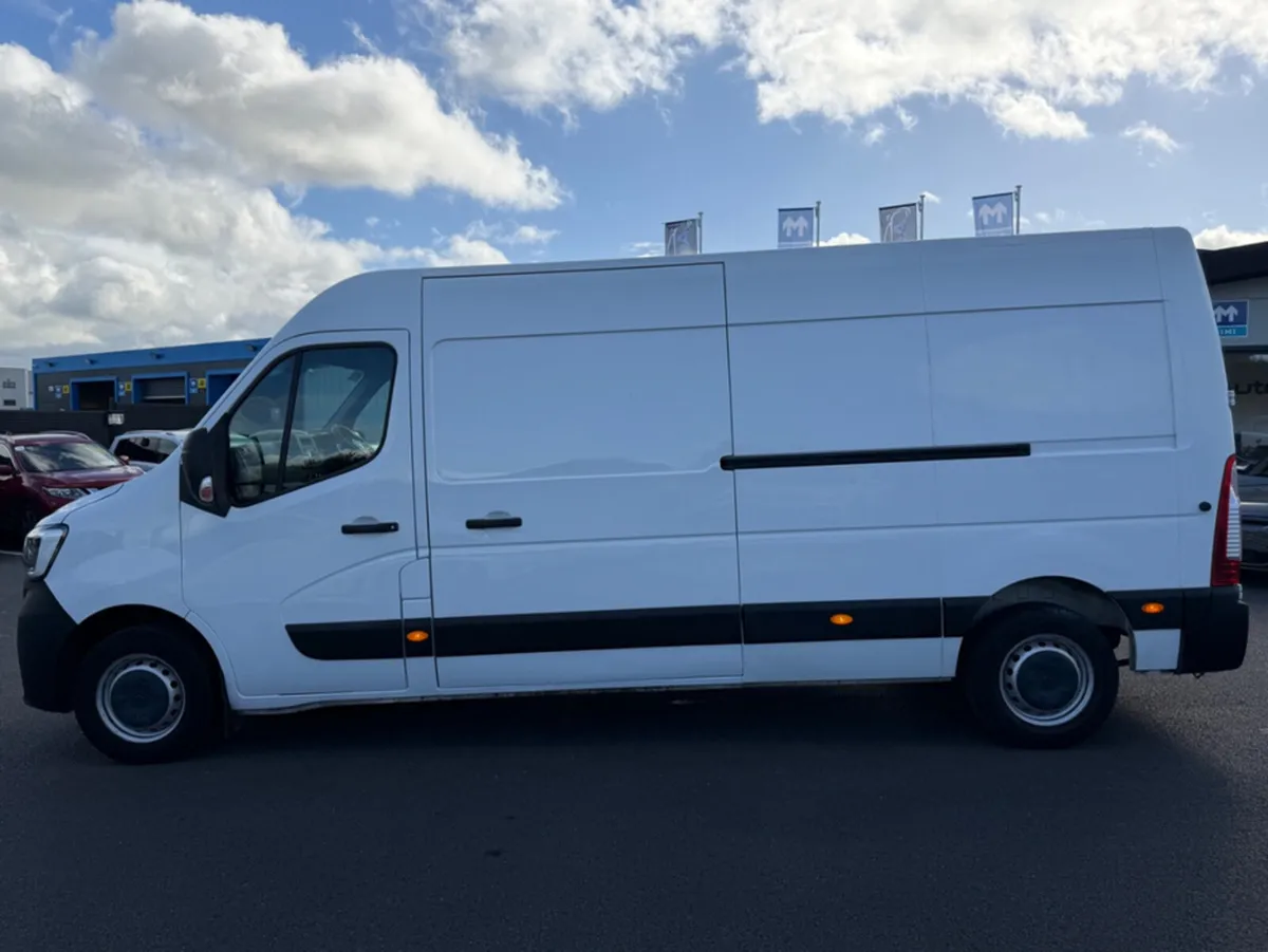 Renault Master 3 SEATER - 2.3L DIESEL - MANUAL - 1 - Image 3