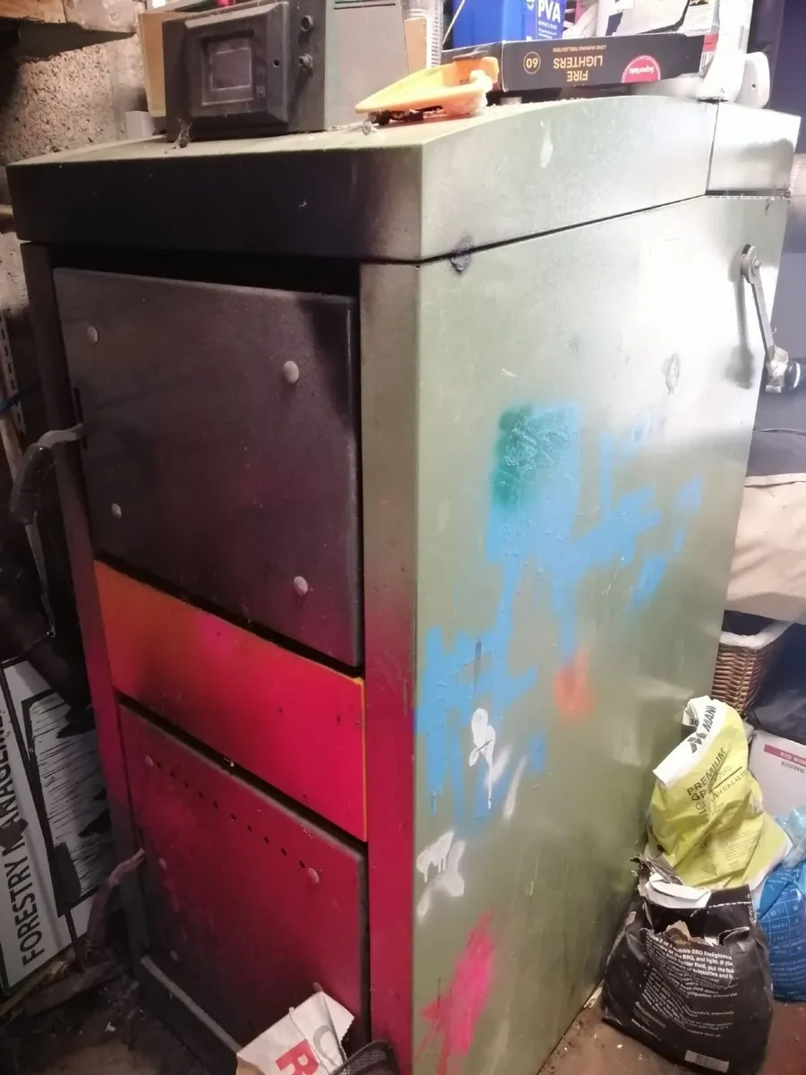 HDG Bavaria 35kW Log Wood Boiler with Buffer Tank - Image 1