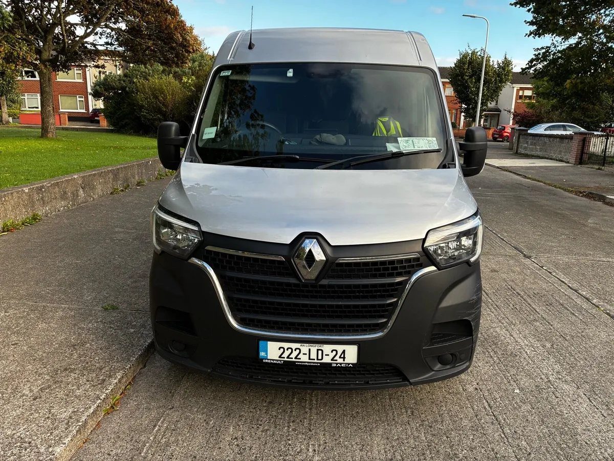 Renault Master 2022 FWD LM35 BLUE DCI 150 Be - Image 1