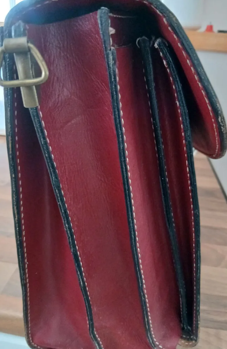 Briefcase Leather - Image 4