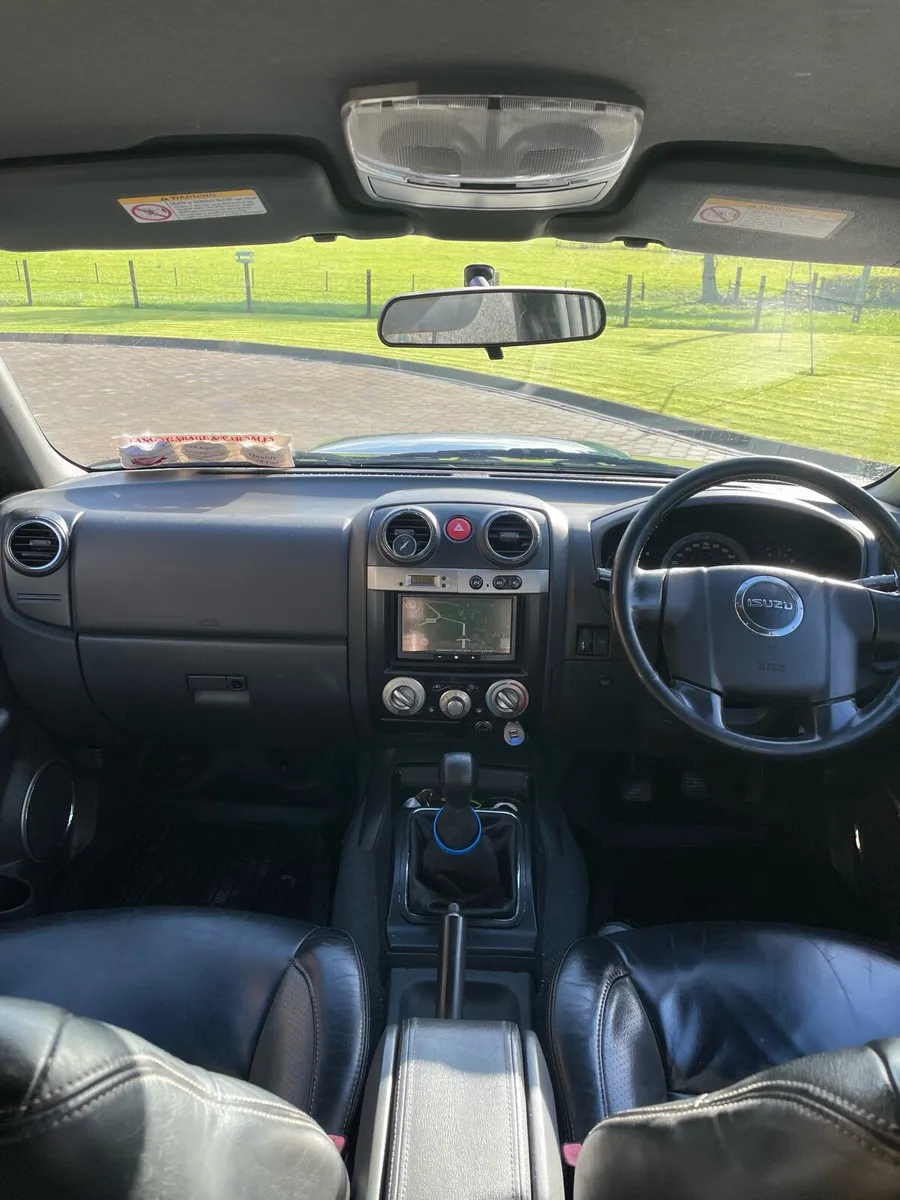 Isuzu D Max Double Cab - Image 3