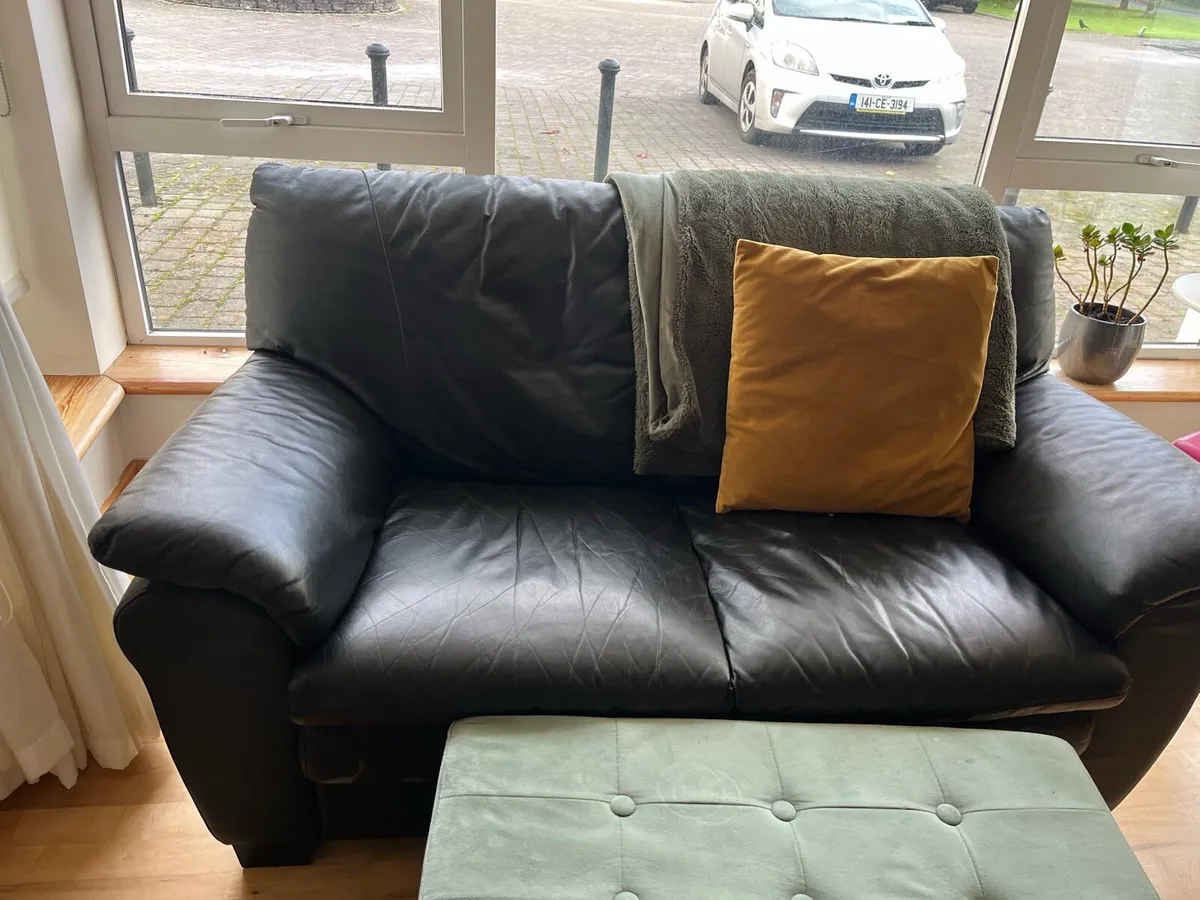 Leather sofa - Image 3