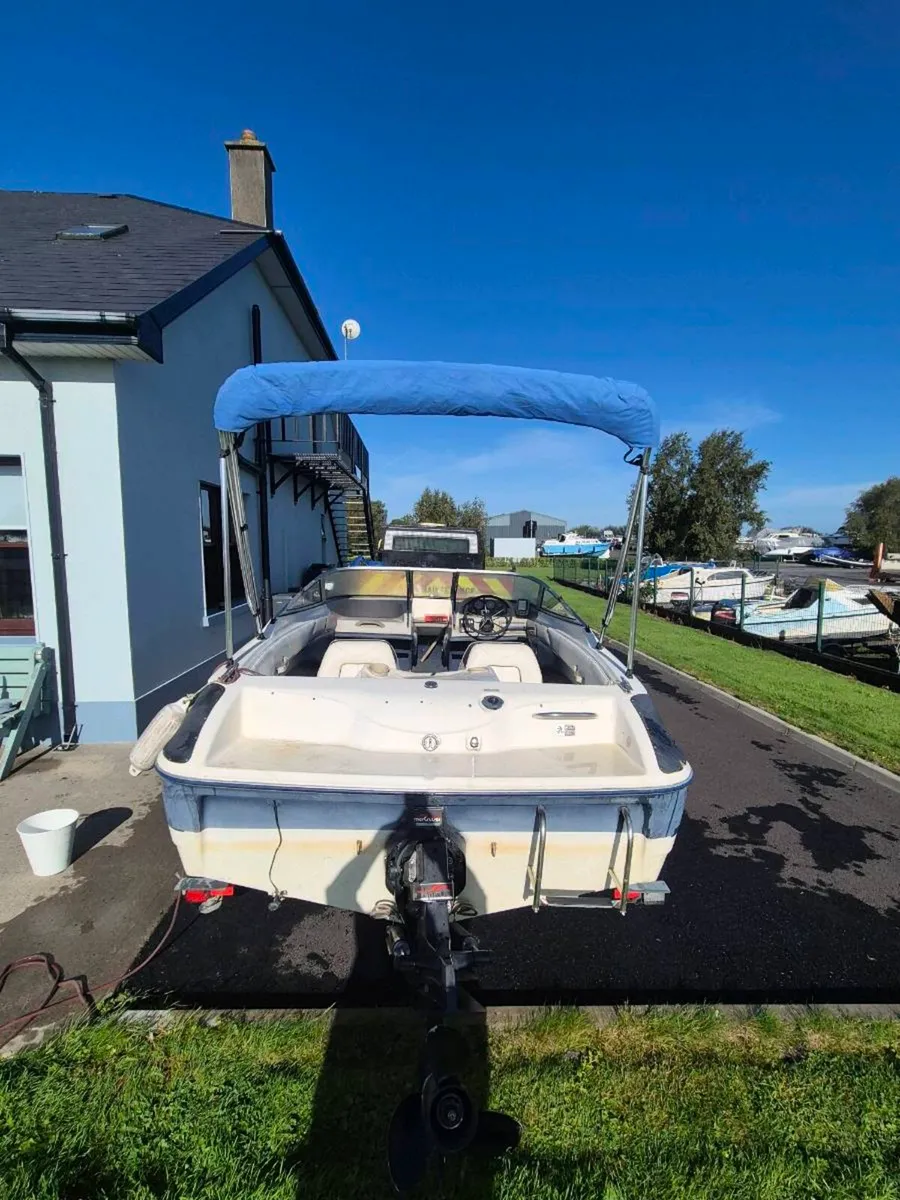 Speed boat bayliner 175 - Image 4