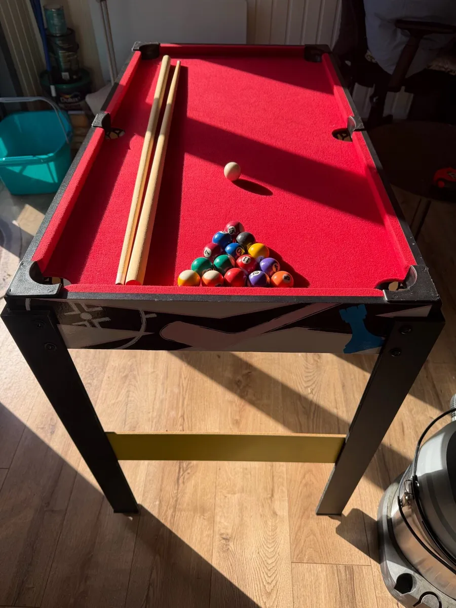 Kids pool table - Image 1